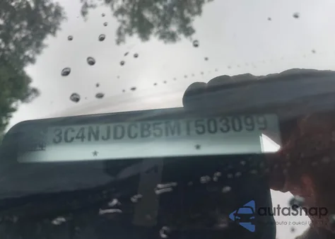 2021 Jeep Compass Limited 4X4 z USA, uszkodzony, nr VIN 3C4NJDCB5MT503099